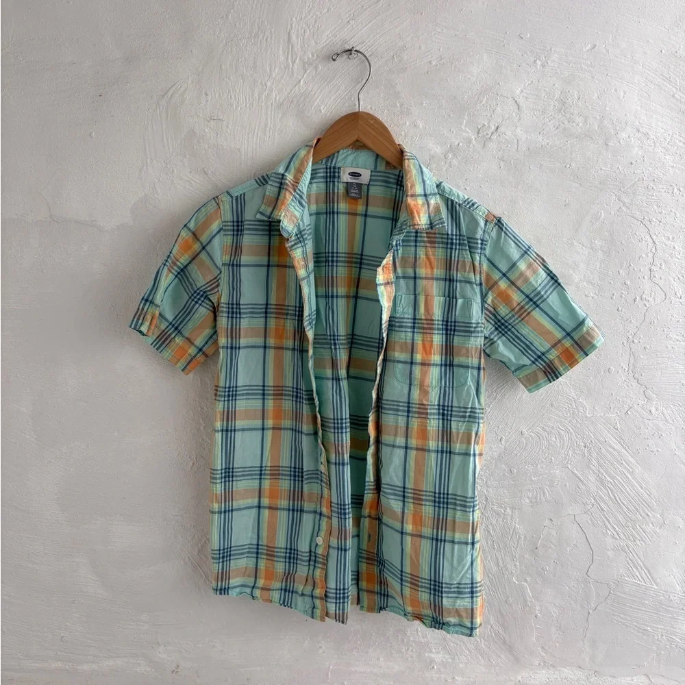 Boys old navy XL plaid button down short sleeve